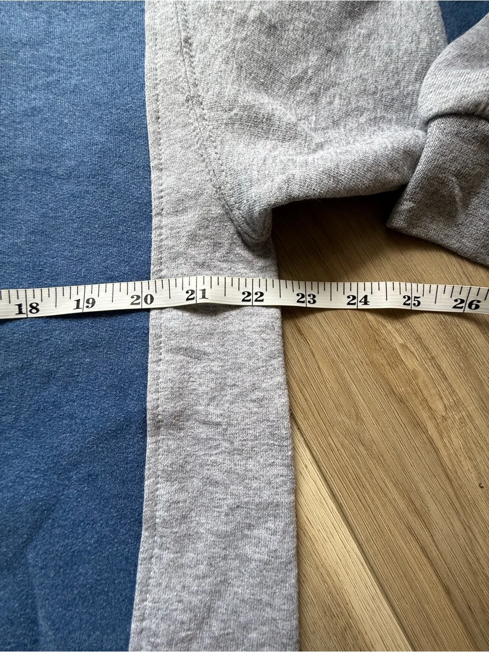 Reworked Patagonia Men's Blue & Gray Crewneck Sweatshirt - Picture 4 of 6